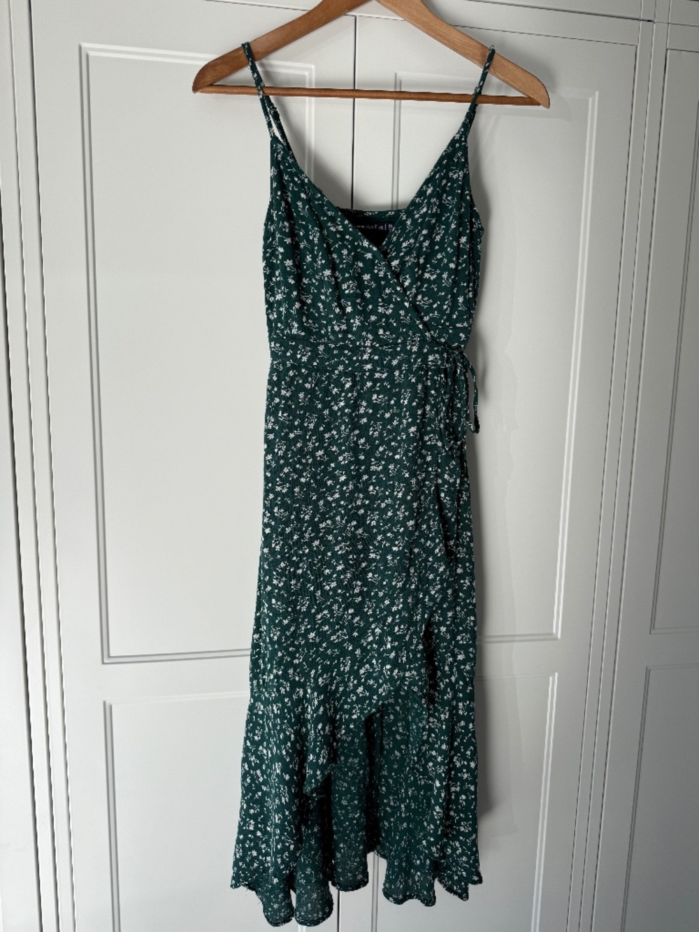 Abercrombie green floral wrap dress XS